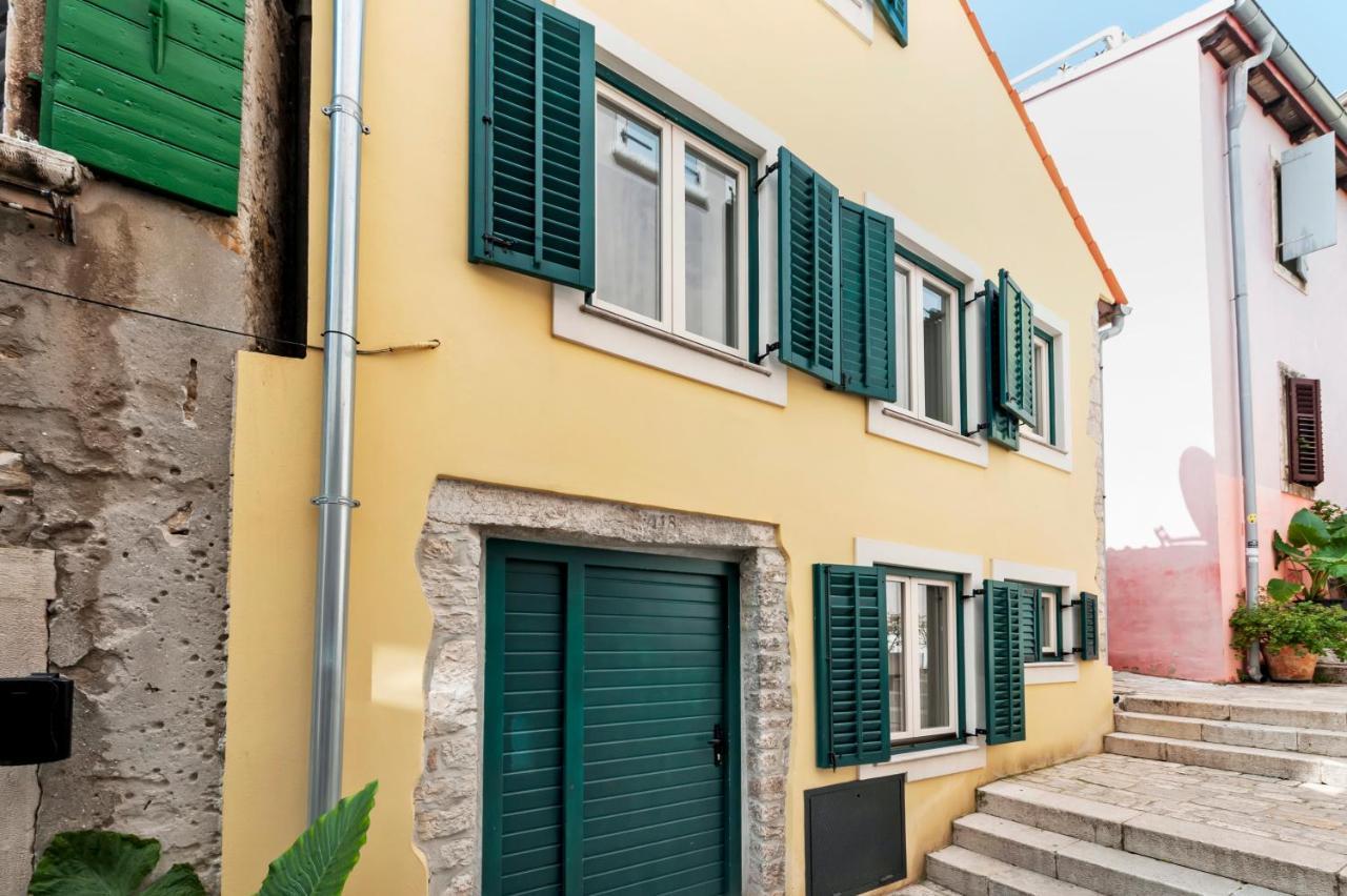 Yellow House Rovinj Luaran gambar